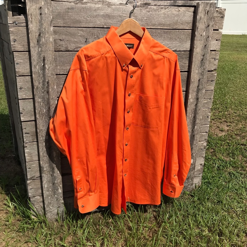 Ariat long sleeve dress shirt.